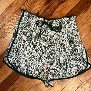 Zara Green and White Athletic Shorts with Relaxed Fit